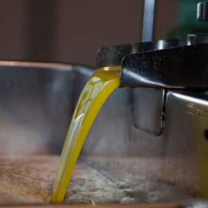 aceite-de-oliva-virgen-extra-de-pago-de-la-jaraba-elaborado-en-la-almazara